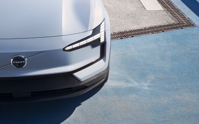 Μεγάλη αλλαγή στη Volvo – Τι θα δούμε στα ηλεκτρικά και υβριδικά της αυτοκίνητα