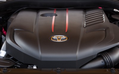 Το πρώτο Toyota που δεν θα καίει (μόνο) κλασική βενζίνη