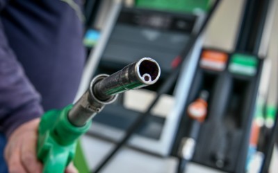 Φωτιά η τιμή της βενζίνης – Σε ποια περιοχή πεθαίνει ο κλάδος; 
