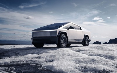 Καταστρέφονται τα Tesla Cybertruck στο νερό; 