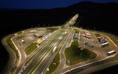Εθνική Οδός: Το τεράστιο πάρκινγκ της Ελλάδας με silver ασφάλεια