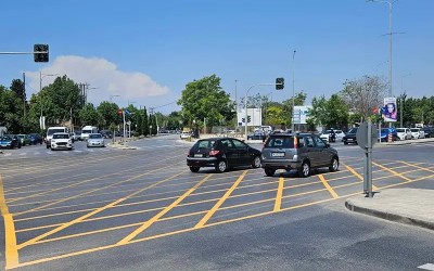 Τι είναι το Yellow Box; Γιατί μπήκε σε 7 κόμβους της Θεσσαλονίκης – Τι πρέπει να ξέρουν οι οδηγοί 