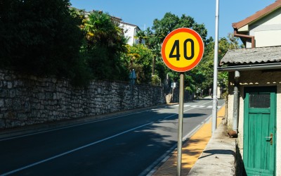 Αττική: Όλοι οι δρόμοι που κλείνουν το καλοκαίρι – Γιατί υπάρχει πρόστιμο 300 ευρώ; 