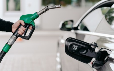 Αττική: Μεγάλο πρατήριο θα διέλυε εκατοντάδες ΙΧ – Αντί για πετρέλαιο έβαζε μαζούτ! 