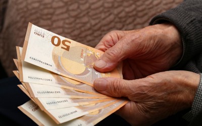 Πάτρα: Αυτός είναι ο άντρας που πήγε να κλέψει 175.000 ευρώ από ηλικιωμένη για Τροχαίο 