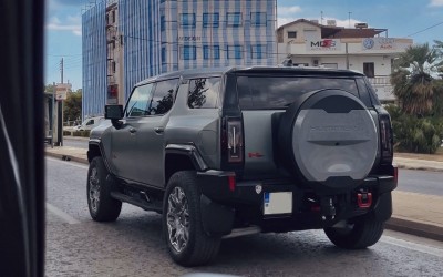 Είδαμε το ηλεκτρικό Hummer των 1.014 ίππων στην Ελλάδα – Δείτε πού κυκλοφορεί