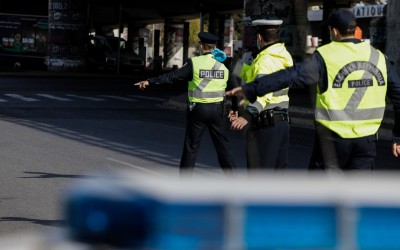 Ντου της Αστυνομίας σε 4 νησιά της Ελλάδας – Πόσες κλήσεις έκοψε σε μια εβδομάδα;  