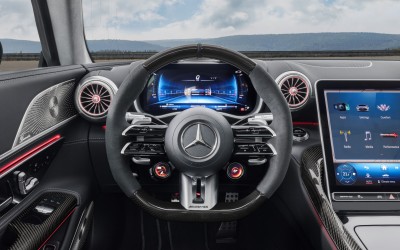 Ήρθε στην Ελλάδα η Mercedes όνειρο – 130.000 ευρώ είναι μόνο οι φόροι!