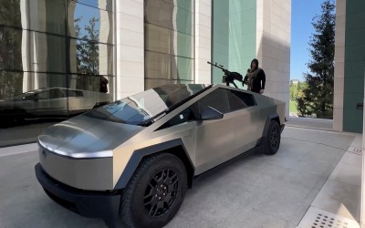 Έκανε δώρο στον Kadyrov το Cybertruck ο Elon Musk; Τι απαντάει; 