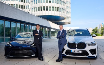 Επίσημο: Έρχεται η πρώτη BMW υδρογόνου - Μαζί με την Toyota