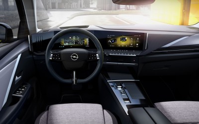 Το στιλάτο οικογενειακό της Opel που καίει 4,18 ευρώ στα 100 km - Τιμή στην Ελλάδα