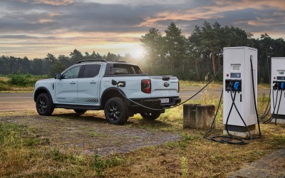 Ford Ranger PHEV: Μάθε τα πάντα για το πρώτο pick up αγροτικό που φορτίζει 
