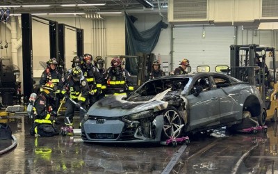 Ηλεκτρικό Audi έγινε στάχτη μέσα σε έκθεση – Δεν είχε κάνει ούτε 1 km 