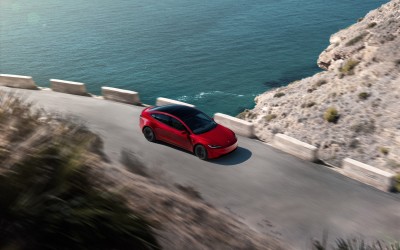 Το αξεσουάρ των 6 ευρώ που προστατεύει όλα τα Tesla από φθορές και βανδαλισμούς