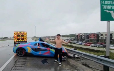 Youtuber τρακάρει τη McLaren σε live video – Είχε το κινητό στα χέρια ενώ οδηγούσε