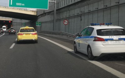 Ελλάδα: 1.489 οδηγοί έχασαν το δίπλωμα και πλήρωσαν 298.000 ευρώ σε πρόστιμα - Σε έναν δρόμο

