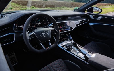 Δεν έμεινε ούτε ένα Audi - Ξεπούλησε το αυτοκίνητο όνειρο