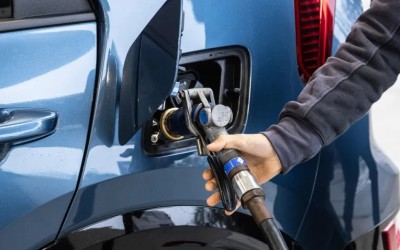 To Kia που γλυτώνει τον οδηγό από 5.000 ευρώ σε καύσιμα  ετησίως - Πρώτη τιμή
