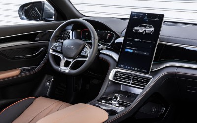 Το υβριδικό οικογενειακό SUV της BYD που καίει 0,9 lt/100km – Τιμή στην Ελλάδα