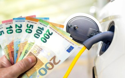 Μέχρι πότε θα παίρνουν επιδότηση τα ηλεκτρικά; Θα είναι για πάντα αφορολόγητα;