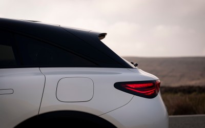 Νέο C-SUV στην Ελλάδα με 272 ίππους, εγγύηση 8 χρόνια και τιμή κάτω από 30.000 ευρώ - Ποιο είναι;