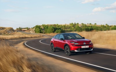 Κάτω από 23.000 ευρώ στην Ελλάδα τα Citroen E-C4 και E-C4 X - Δείτε τιμές και εκδόσεις