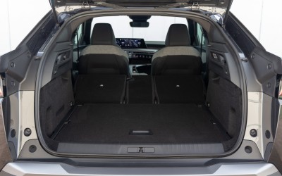 Έρχεται Ελλάδα το SUV της Peugeot με το μεγαλύτερο πορτμπαγκάζ όλων - Χωράει έως 12 βαλίτσες