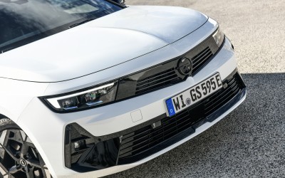 Έχασε η BMW των 28.960 ευρώ – Τους ξεπέρασε όλους ένα αυτοκίνητο της Opel 