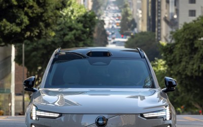 H Volvo έφτιαξε τον «Αϊνστάιν» των αυτοκινήτων - Κάνει 508 τρις πράξεις το δευτερόλεπτο