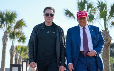 O Trump κλείδωσε φορτιστές στις Η.Π.Α. – Με τη σύμφωνη γνώμη του Musk 