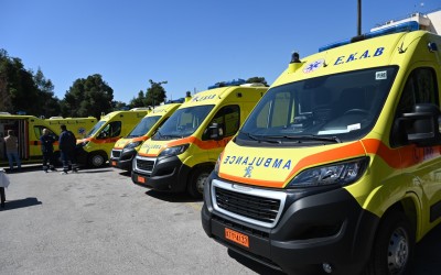 Μεγάλη ενίσχυση του ΕΚΑΒ με πλήρως εξοπλισμένα οχήματα! Μάθε πόσα είναι! 