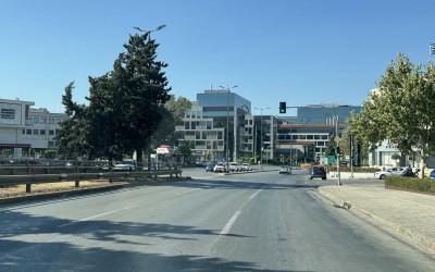 Άδειασαν οι δρόμοι στην Αθήνα 