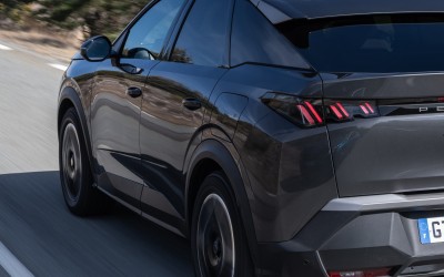 Μεγάλη προσφορά από την Peugeot - Δίνει έκπτωση 5.000 ευρώ για το πιο ξεχωριστό SUV 