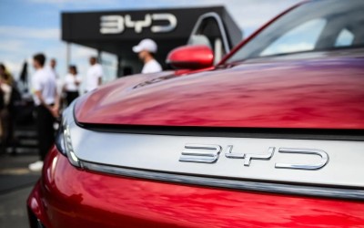 H BYD αναλαμβάνει την ευθύνη σε περίπτωση τροχαίου – Υπό έναν όρο
