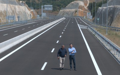 Ελλάδα: Ανοίγει η νέα εθνική οδός των 46 km και των 23 γεφυρών – Οι πρώτες εικόνες