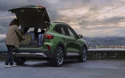Το υβριδικό SUV των 183 ίππων που τα έχει όλα – Καίει 5,3 lt και έχει φόρο 100€