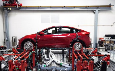 Προμηθευτής εκβιάζει την Tesla – Ζητά 1 εκατ. δολάρια τον μήνα