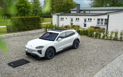 Η ασύρματη φόρτιση για τη Porsche Cayenne Electric είναι γεγονός - Πόσο κοστίζει το σύστημα