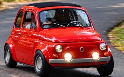 Αυτό το FIAT 500 αξίζει το βάρος του σε χρυσάφι – Πωλείται πολύ πιο ακριβά από μια BMW M2