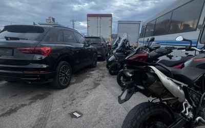 Ελλάδα: Η αστυνομία βρήκε τα κλεμμένα οχήματα – Οι 7 περιοχές που «χτυπούσε» η συμμορία (video)