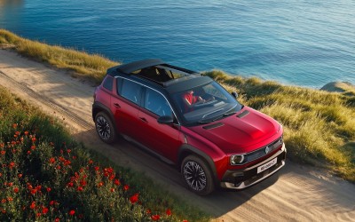 Έφτασε Ελλάδα το Renault 4 με την υφασμάτινη οροφή – Έχει έκπτωση 3.000 ευρώ (Τιμή)