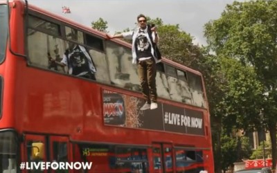 Μοναδική βόλτα σε double Decker με τον Dynamo

