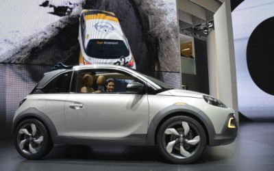 Έρχεται Adam SUV το 2014
