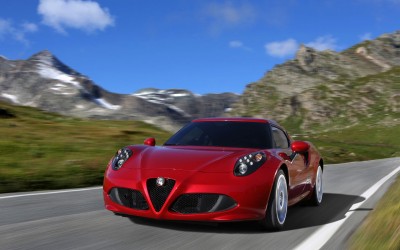Alfa Romeo 4C κερδίζει το «Auto Trophy 2013»

