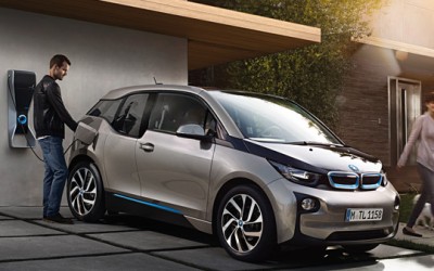 Συνεργασία BMW & Schneider Electric στην ηλεκτροκίνηση

