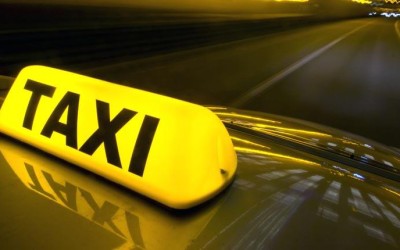 Περαιτέρω απελευθέρωση για ταξί και φορτηγά

