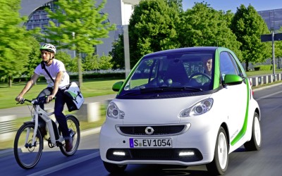 Daimler: Θα κατασκευάζει δικές της μπαταρίες

