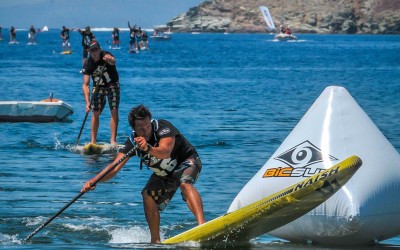 Η Volkswagen υποστηρίζει τον πρωταθλητή SUP surfing

