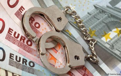 Φυλάκιση έως και 6 χρόνια σε 85 άτομα για πλαστά διπλώματα


