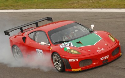 Μπαμπάς! Σαν να οδηγείς Ferrari...